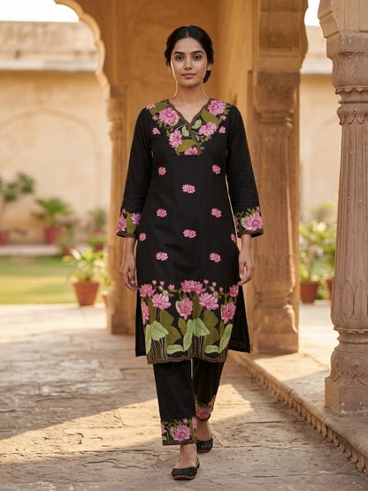 Black Phool Gulabi Dhaga Kurta Set