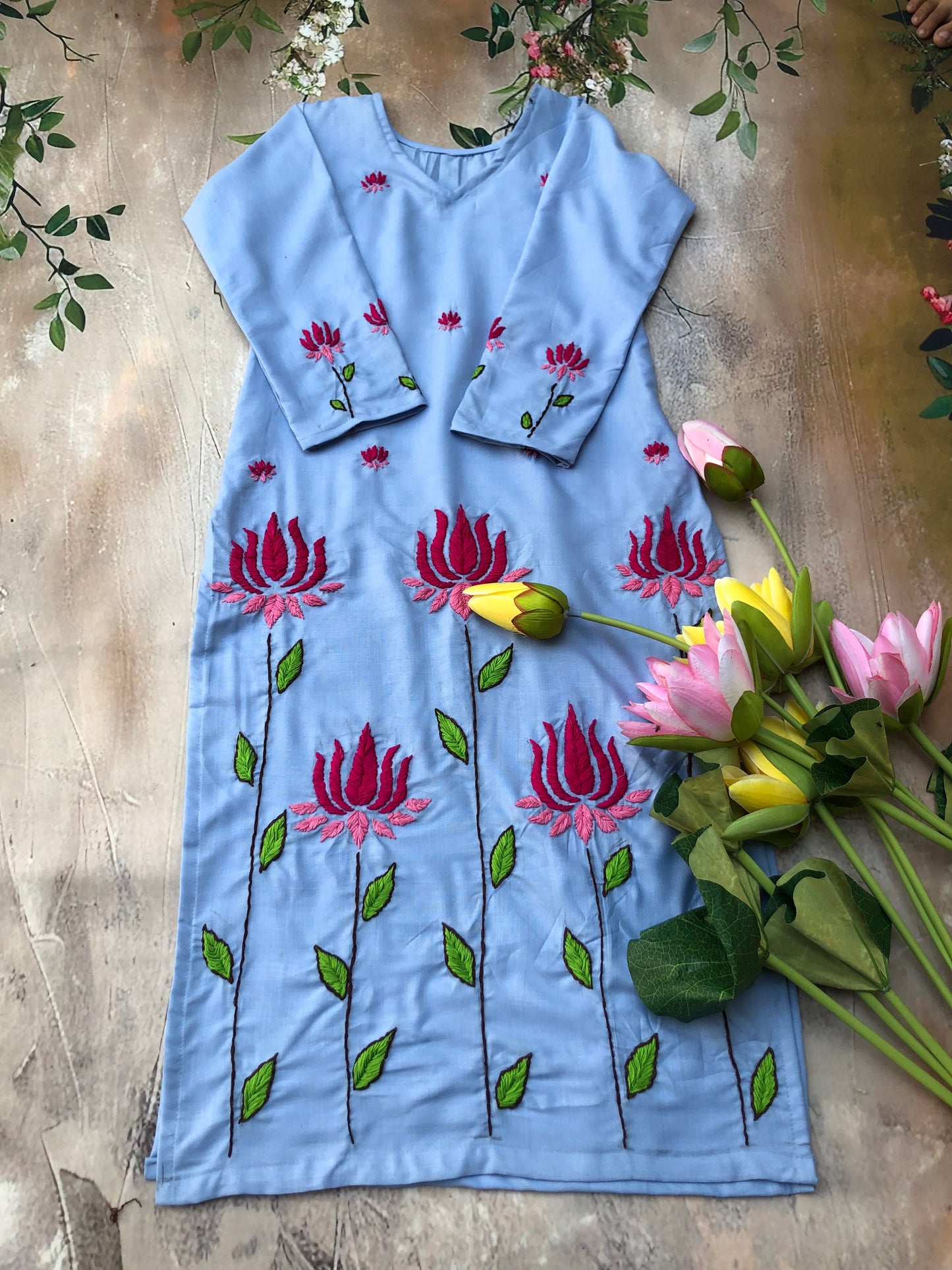 Shubhkar Gulabi Dhaga Kurta Set