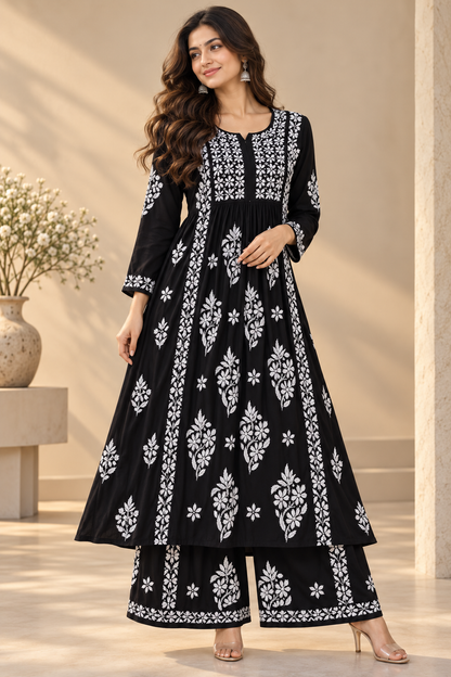 Crystal Bloom Kurta Set- Nayera Style