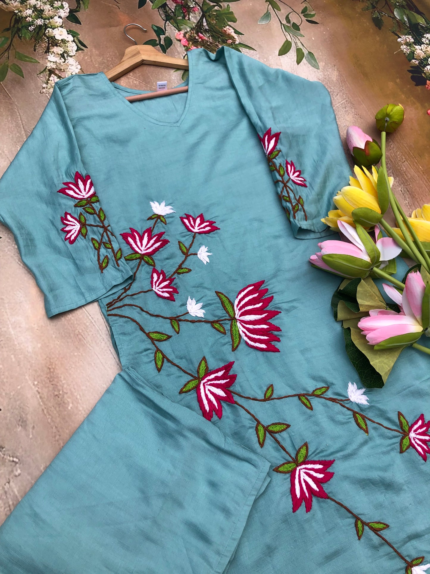 Noor rangin Kurta Set