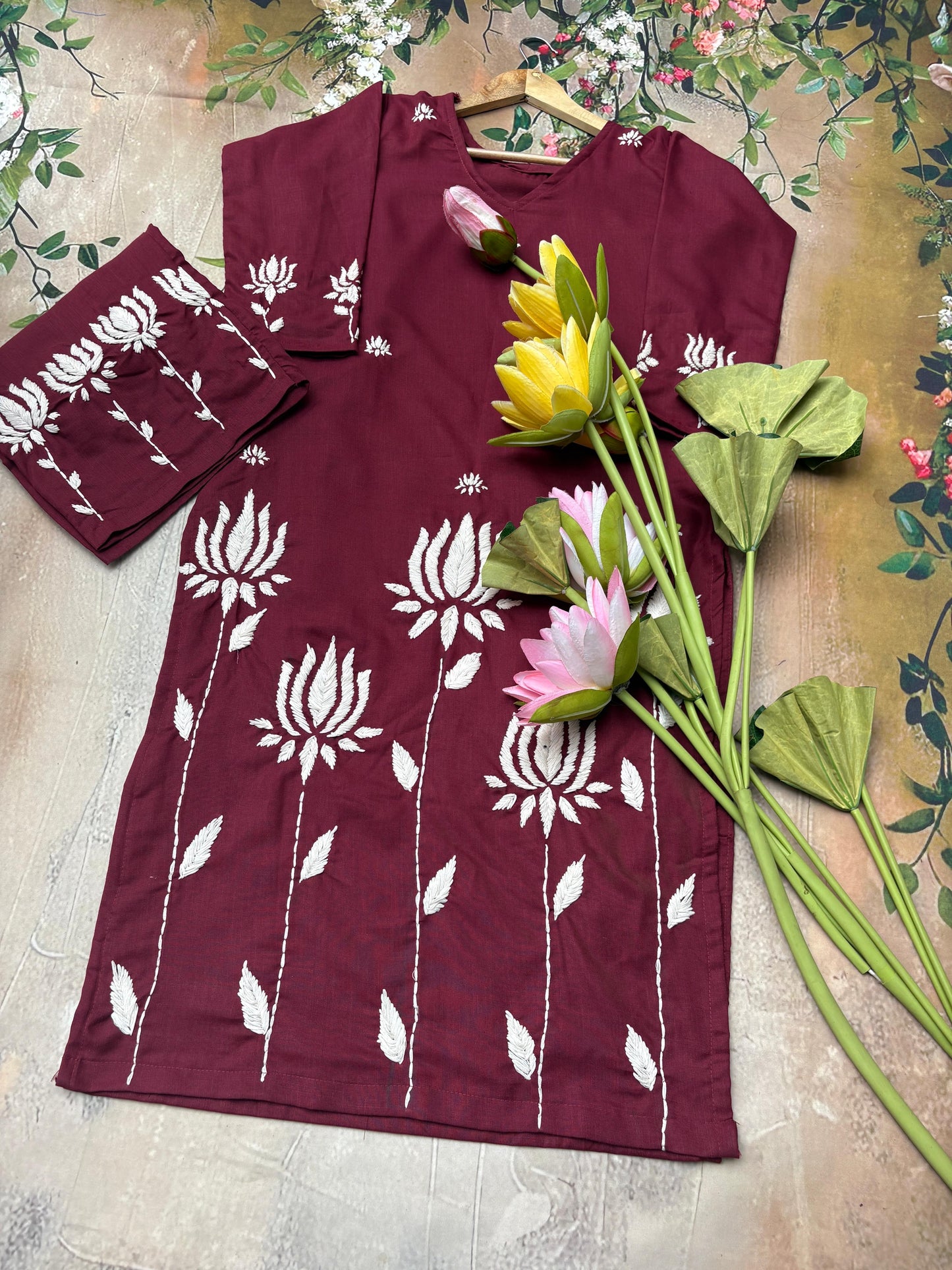 Kamal 10 Gulabi Dhaga Kurta Set