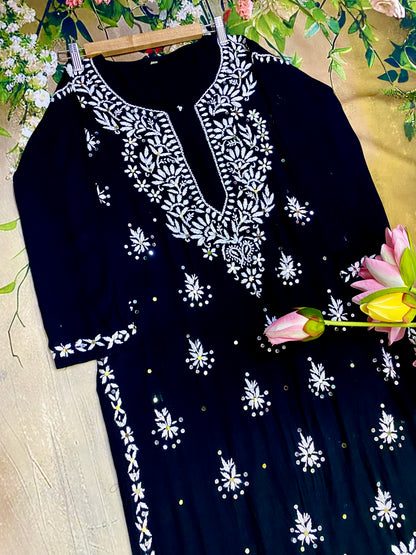 Tara Gulabi Dhaga's Kurta Set