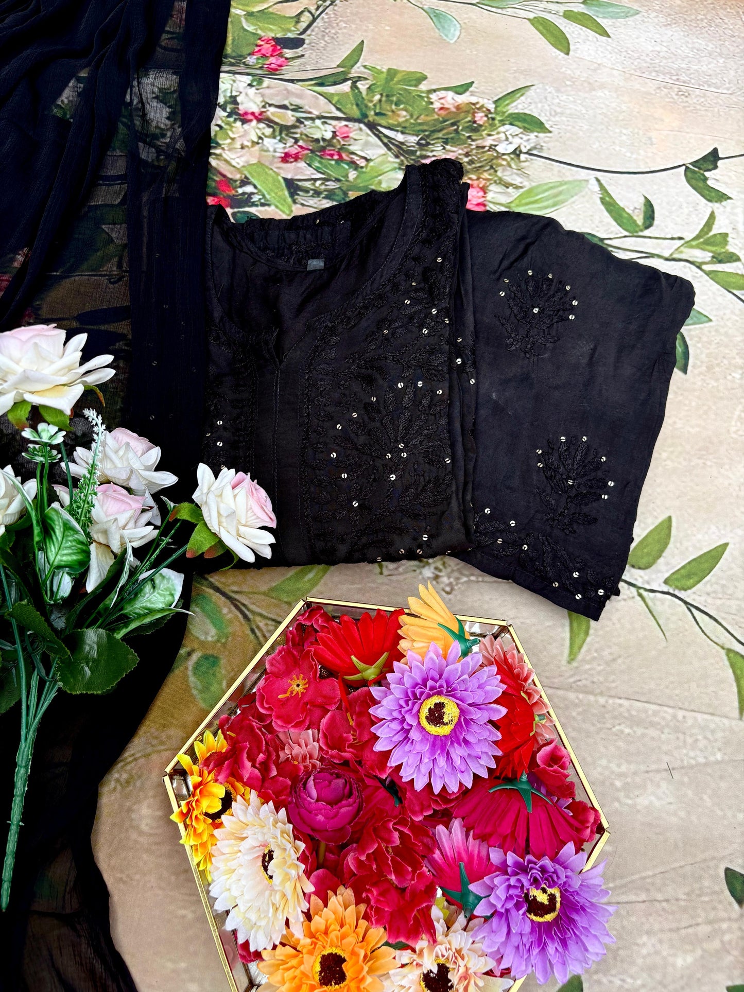 Nazakat Sitara Authentic Lucknowi Kurta Set