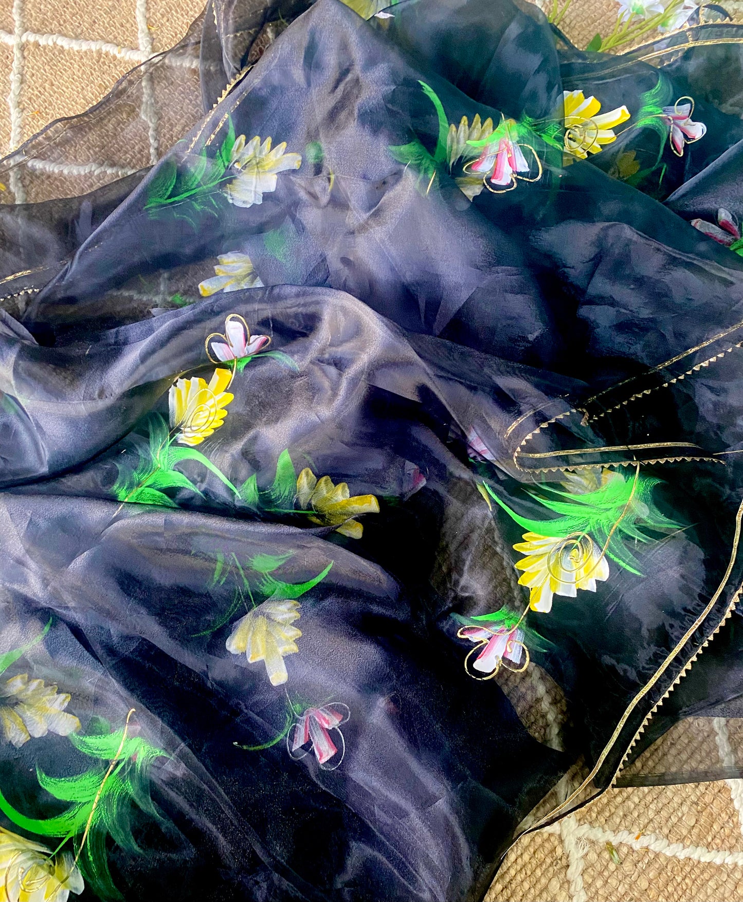 Gulabi Dhaga’s Authentic Hand Painted Sarees
