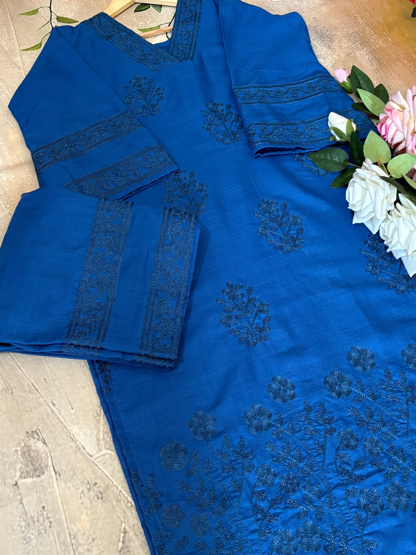 Dua Gulabi Dhaga’s Kurta Set