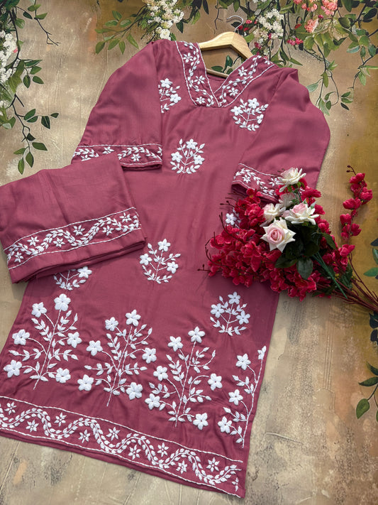 Kritika 5 Gulabi Dhaga Kurta Set