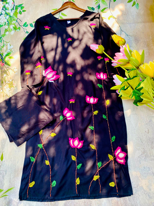 Jagmag 1 Gulabi Dhaga Kurta Set in Black