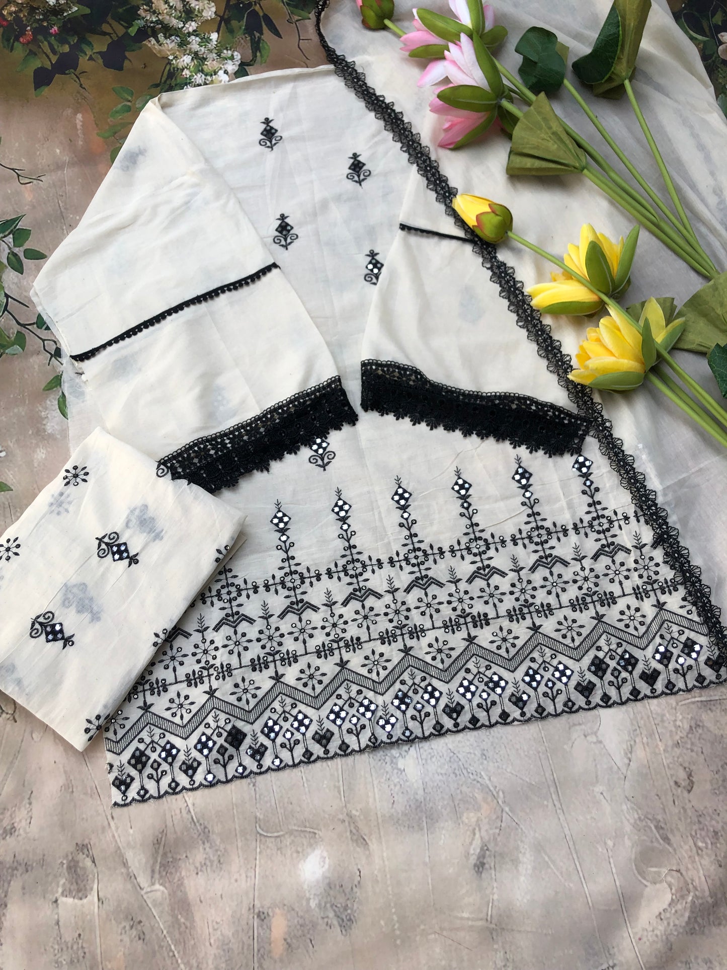 Rang Bhar ada unstitched 3 piece set