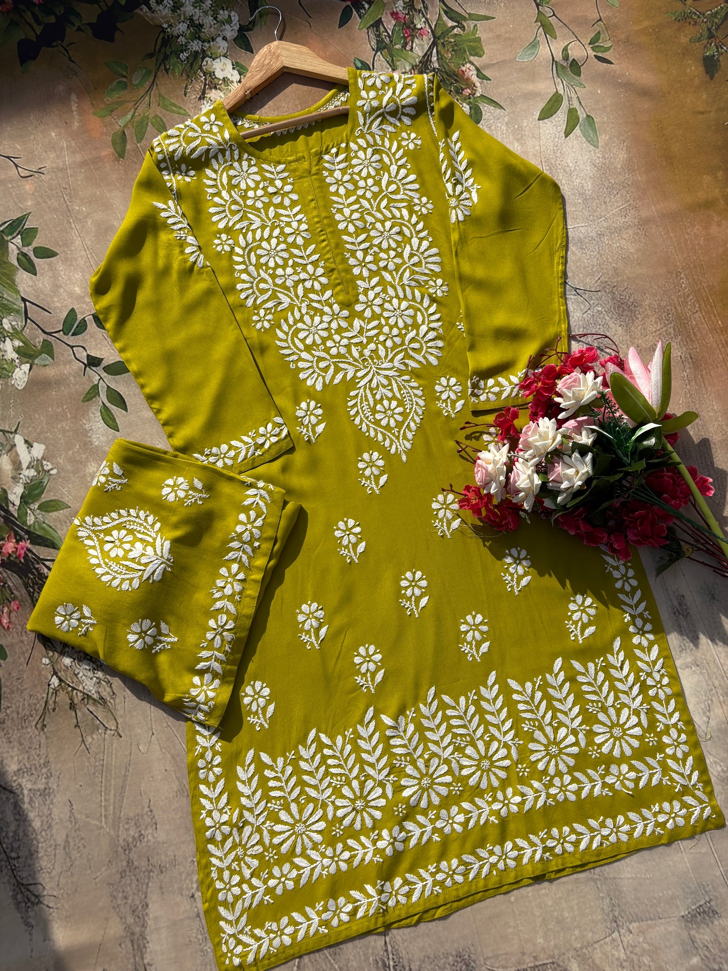 Aisha Authentic Lucknowi kurta Palazzo Set
