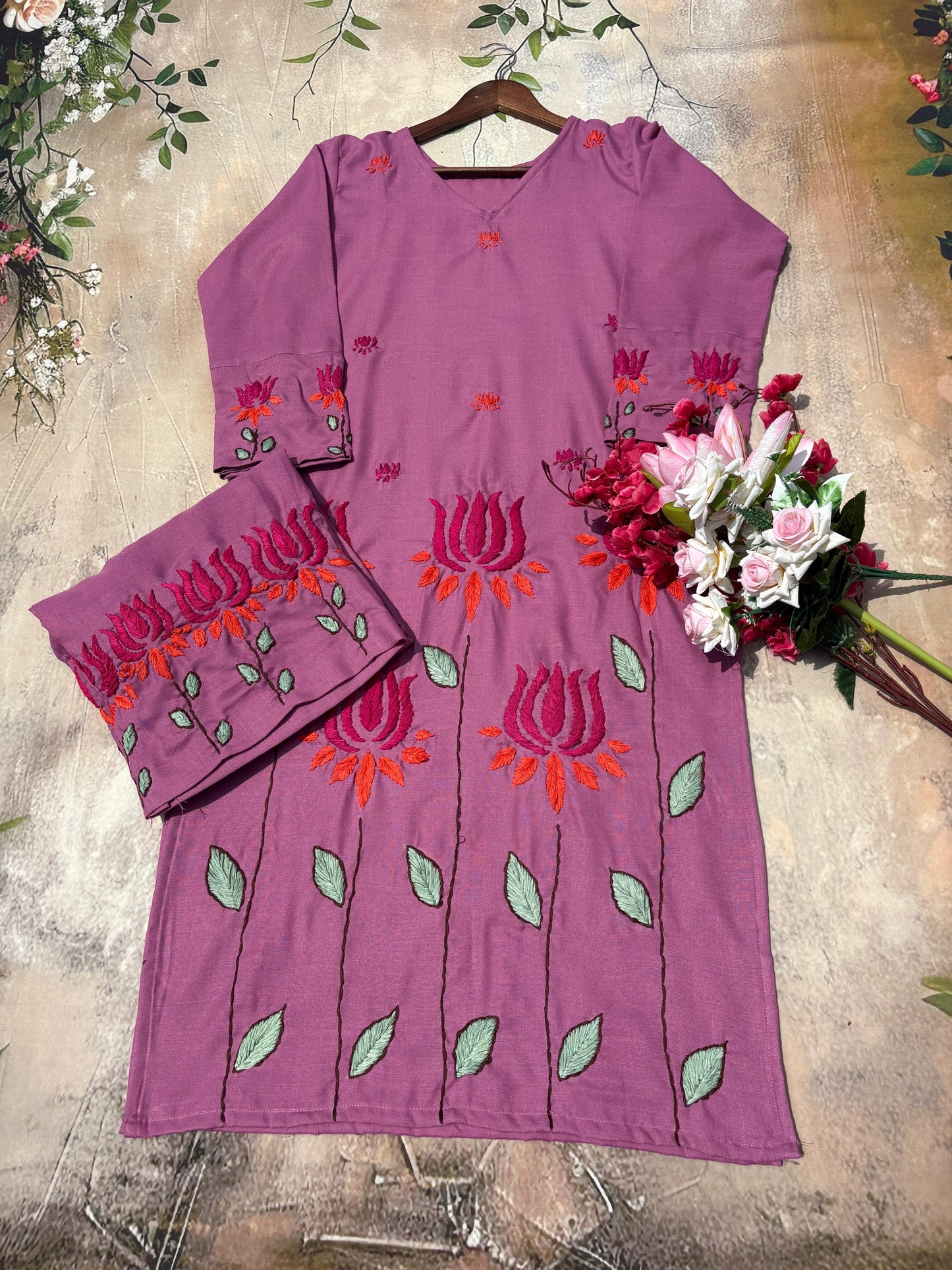 Shubhkar Gulabi Dhaga Kurta Set