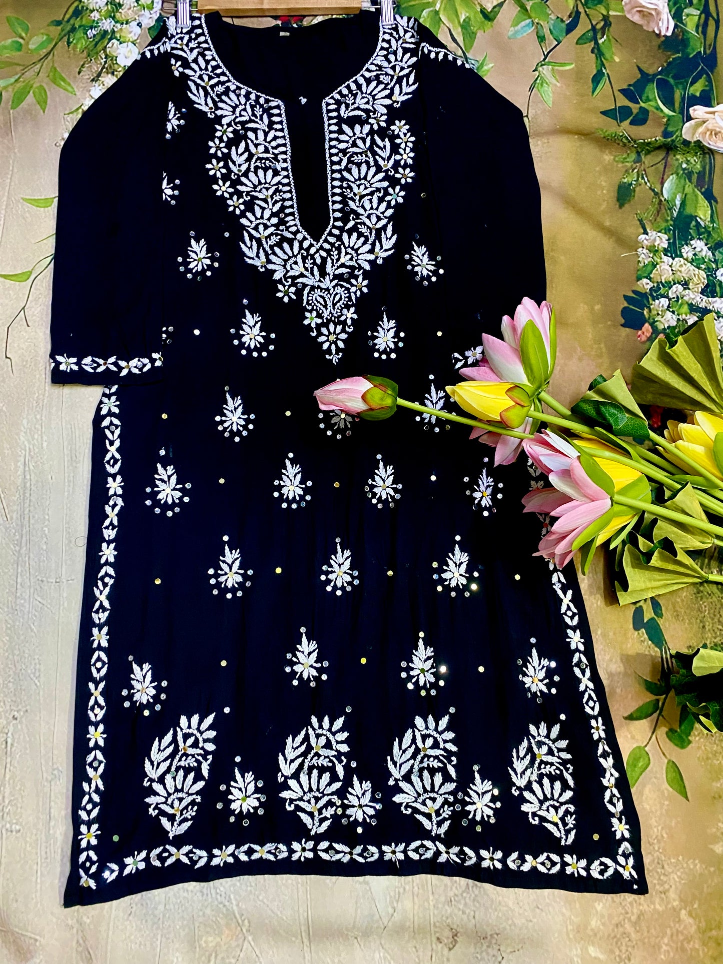 Tara Gulabi Dhaga's Kurta Set