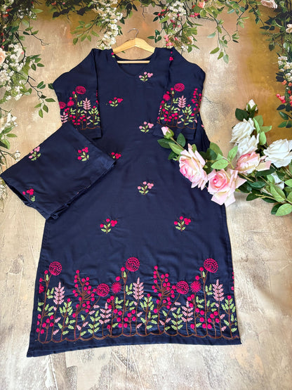 Ada 4 Gulabi Dhaga Kurta Set