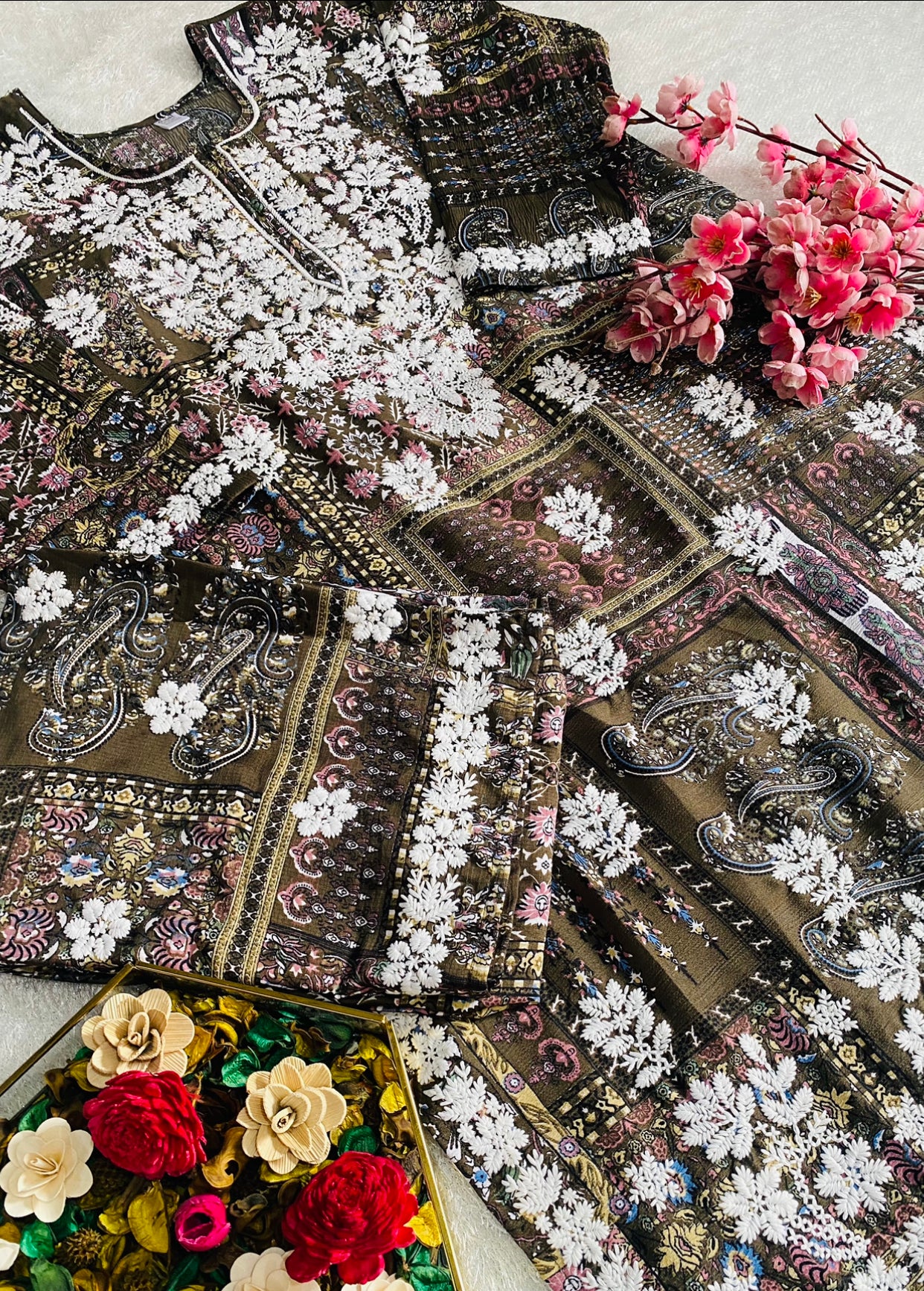 Tiya 2 Lucknowi kurta Palazzo Set