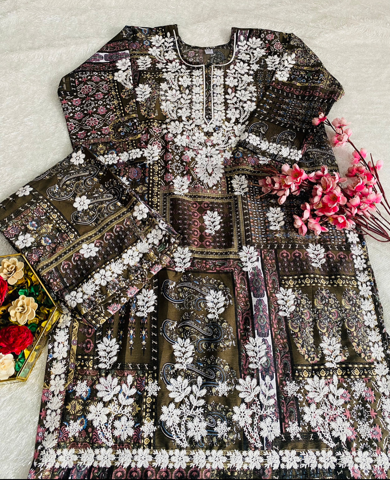 Tiya 2 Lucknowi kurta Palazzo Set