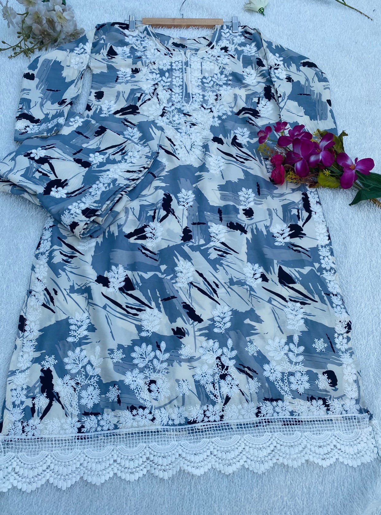 Tiya 2 Lucknowi kurta Palazzo Set