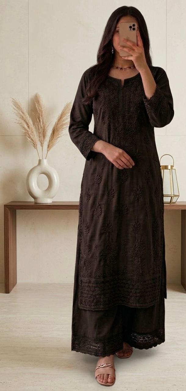Nazakat Authentic Lucknowi Kurta Set
