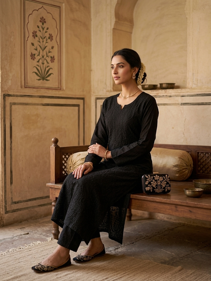 Black Khush Rang Gulabi Dhaga Kurta Set